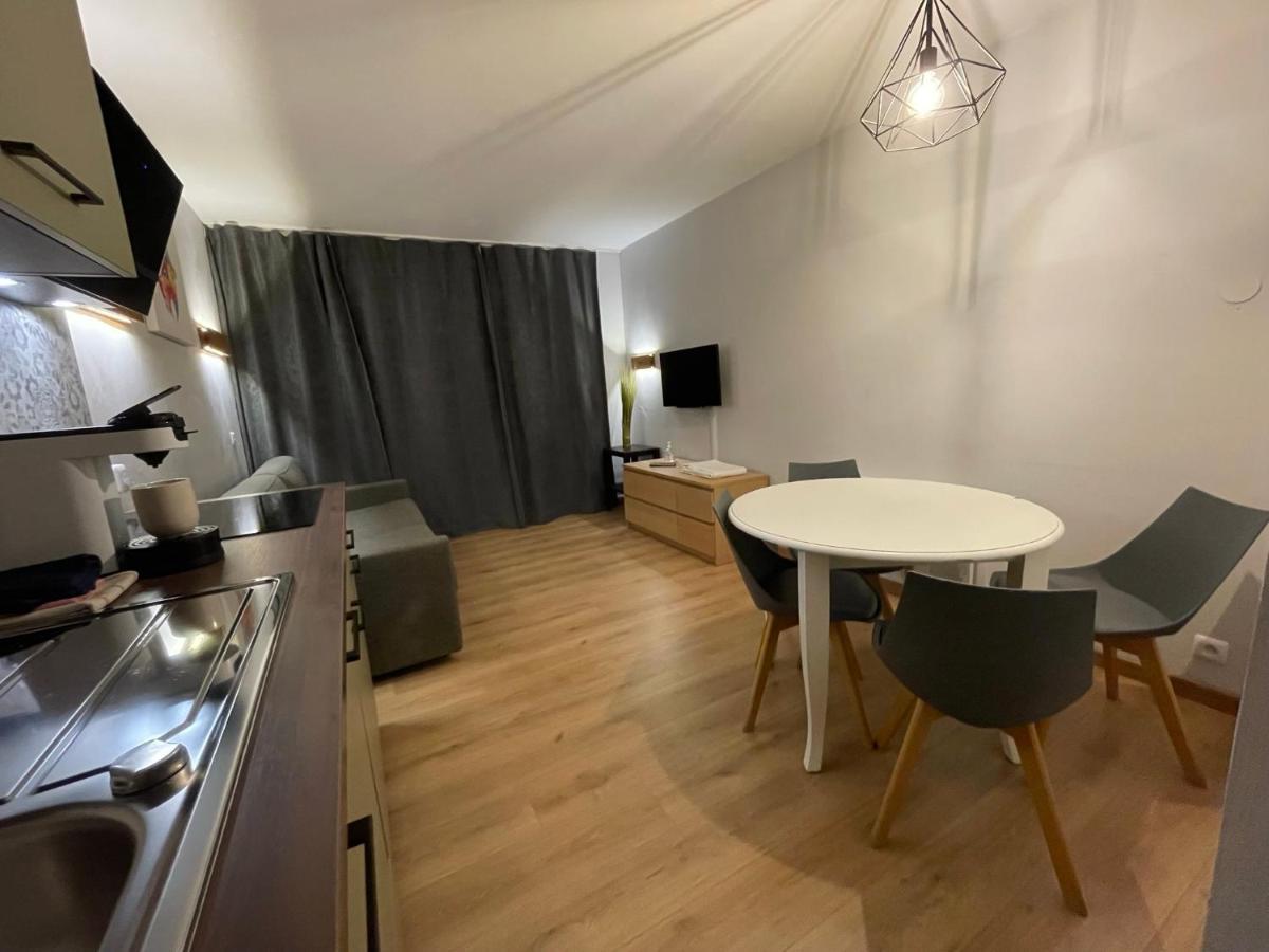 Studio Sur Le Domaine Du Golf De Pont Royal Mallemort Eksteriør bilde